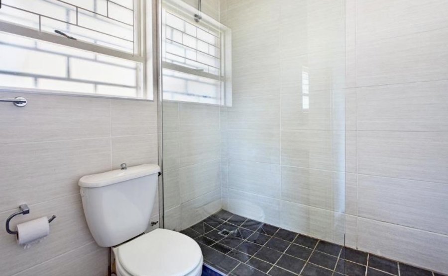 1 Bedroom Property for Sale in Table View Western Cape